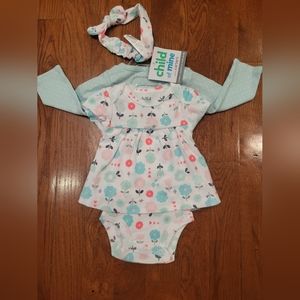 Carter's Baby girl 3-piece outfit set size nb, NWT